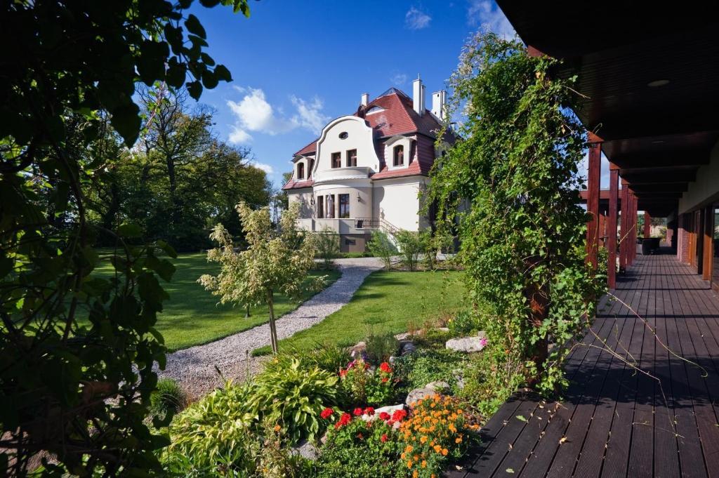Villa Cztery Pory Roku Zbąszynek Extérieur photo
