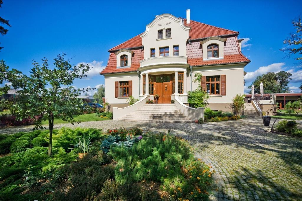 Villa Cztery Pory Roku Zbąszynek Extérieur photo