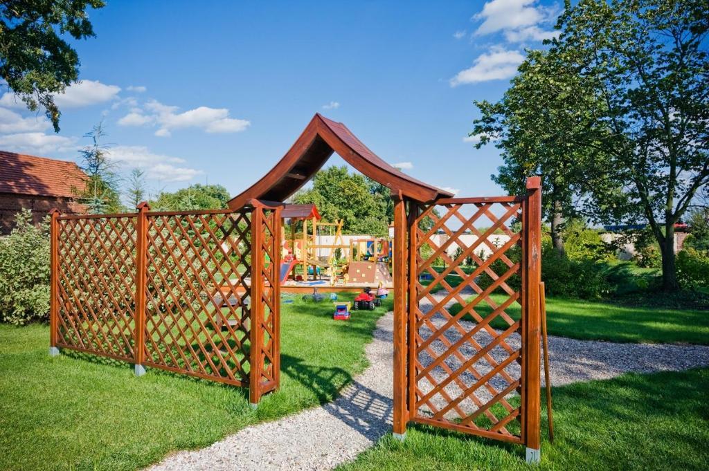 Villa Cztery Pory Roku Zbąszynek Extérieur photo