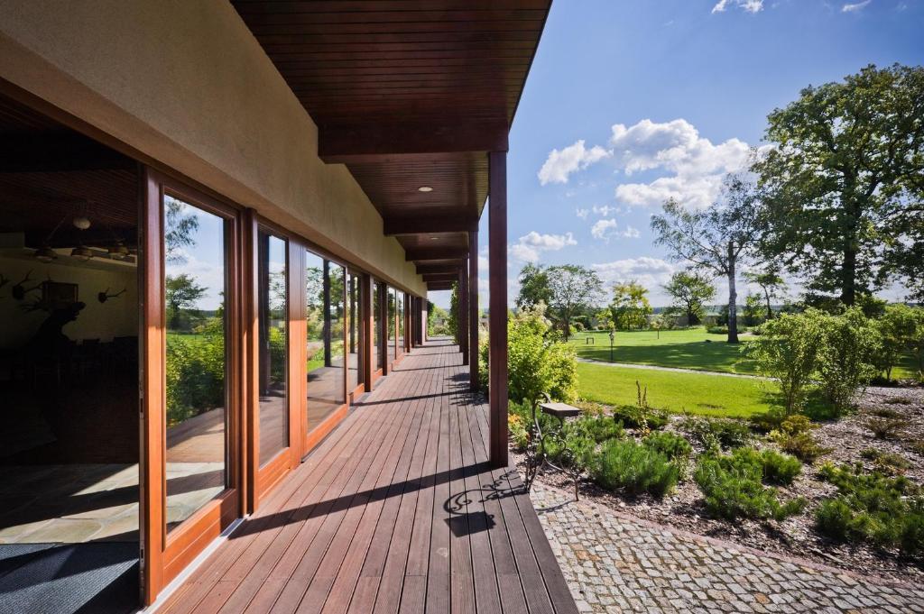 Villa Cztery Pory Roku Zbąszynek Extérieur photo